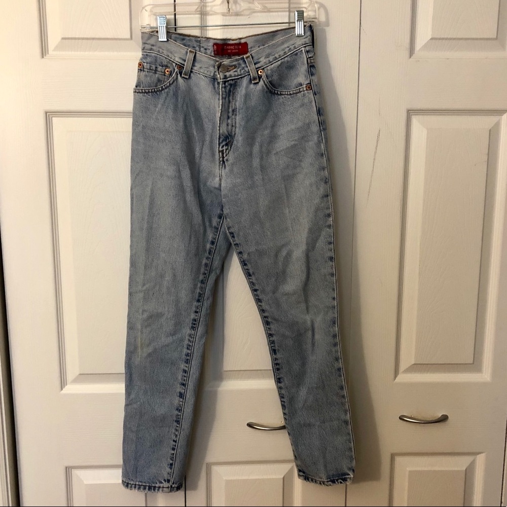 Vintage Levi’s Classic Slim 512 Mom Jeans